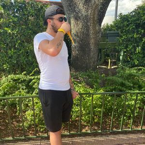 Meet your Posher, Brandon